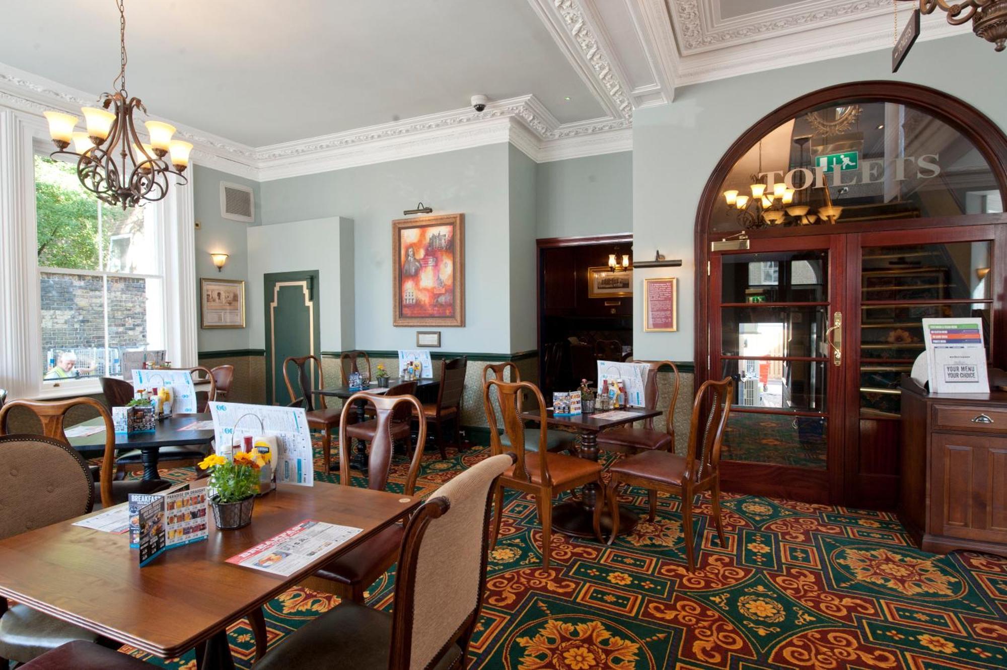 Sandford House Hotel Wetherspoon ฮันติงตัน ภายนอก รูปภาพ