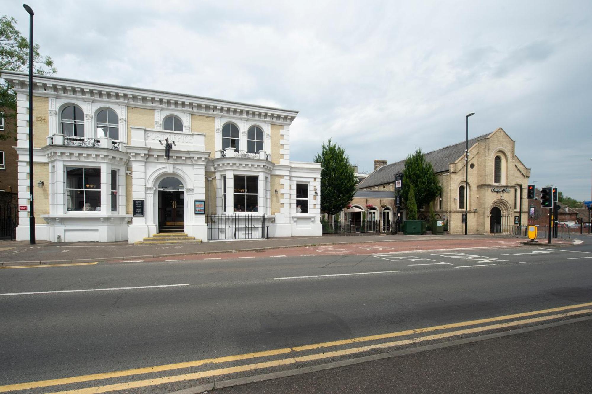 Sandford House Hotel Wetherspoon ฮันติงตัน ภายนอก รูปภาพ