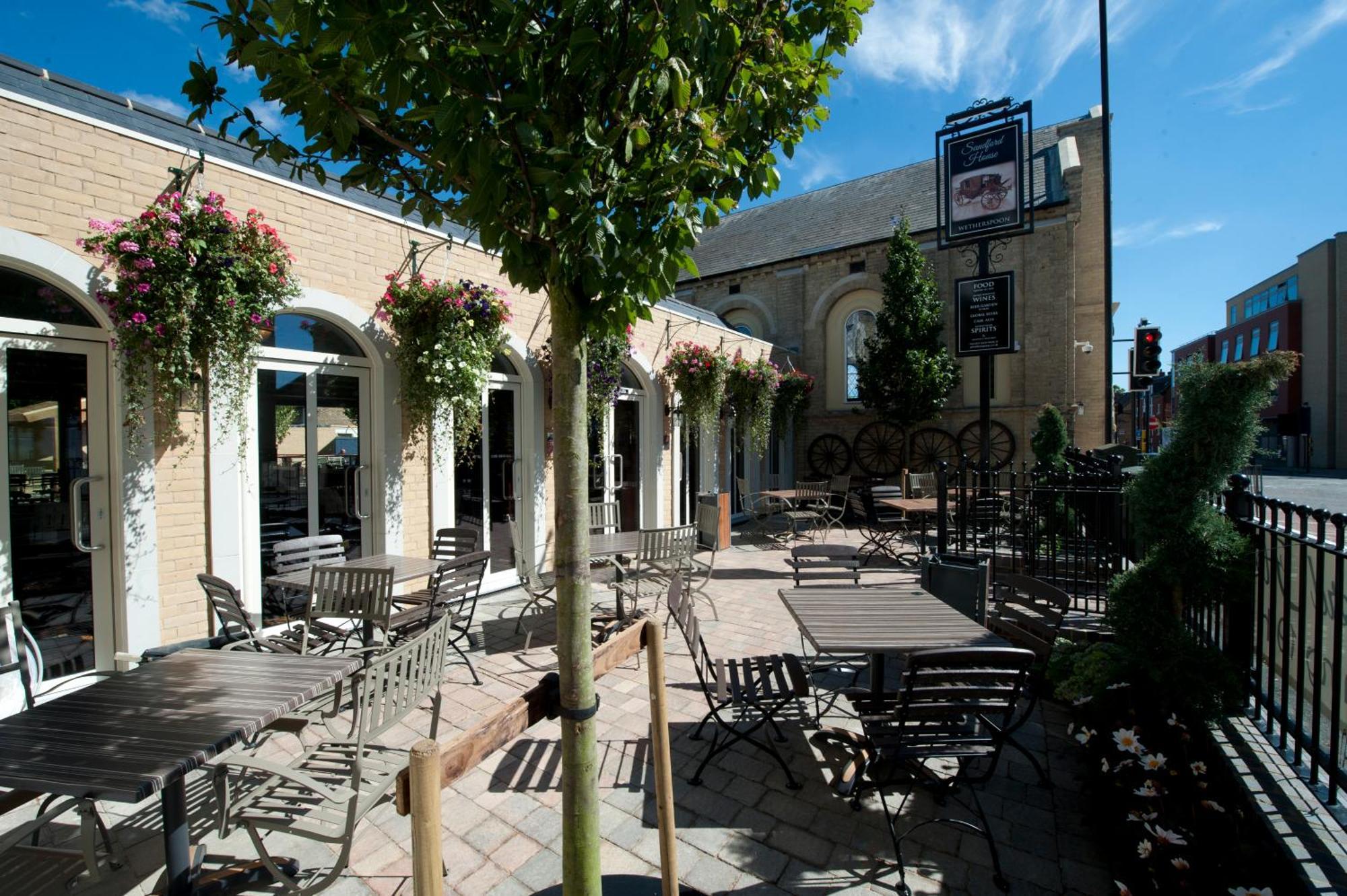Sandford House Hotel Wetherspoon ฮันติงตัน ภายนอก รูปภาพ