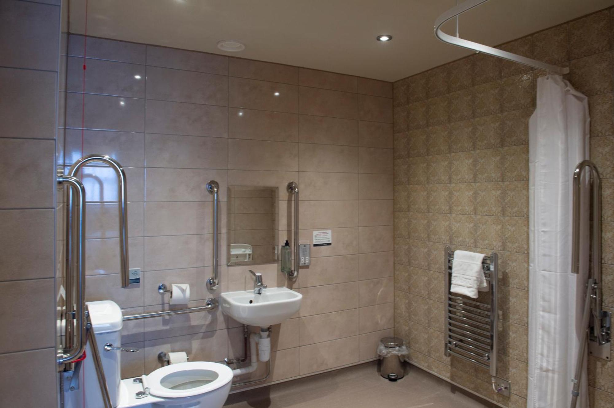 Sandford House Hotel Wetherspoon ฮันติงตัน ภายนอก รูปภาพ