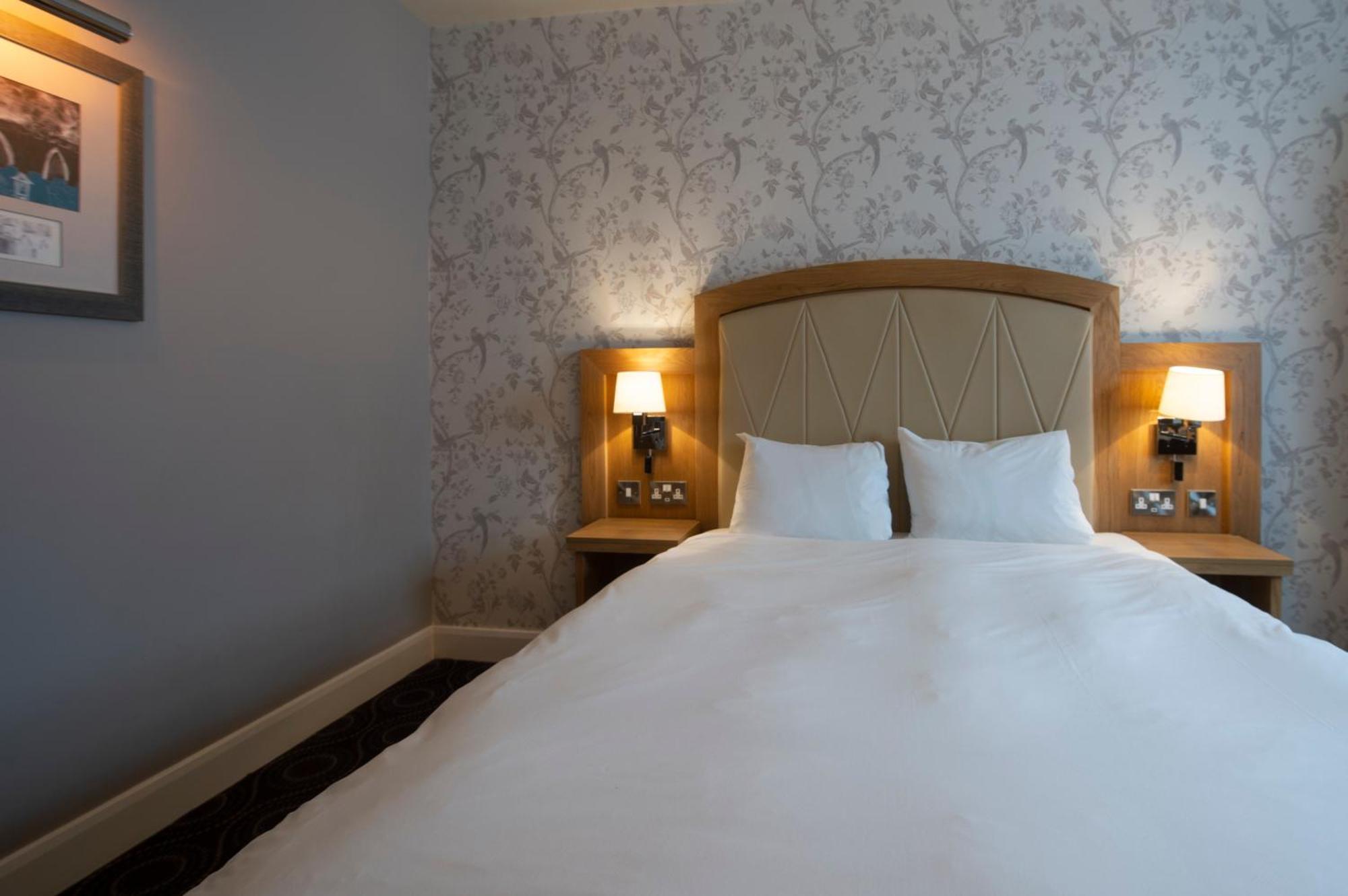 Sandford House Hotel Wetherspoon ฮันติงตัน ภายนอก รูปภาพ