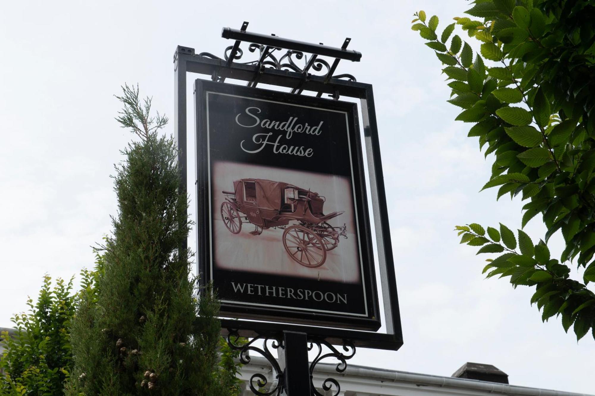 Sandford House Hotel Wetherspoon ฮันติงตัน ภายนอก รูปภาพ