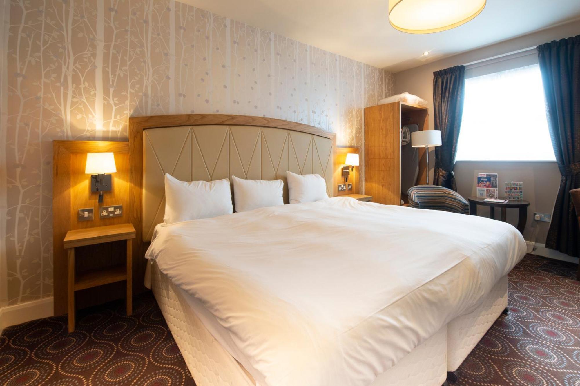 Sandford House Hotel Wetherspoon ฮันติงตัน ภายนอก รูปภาพ
