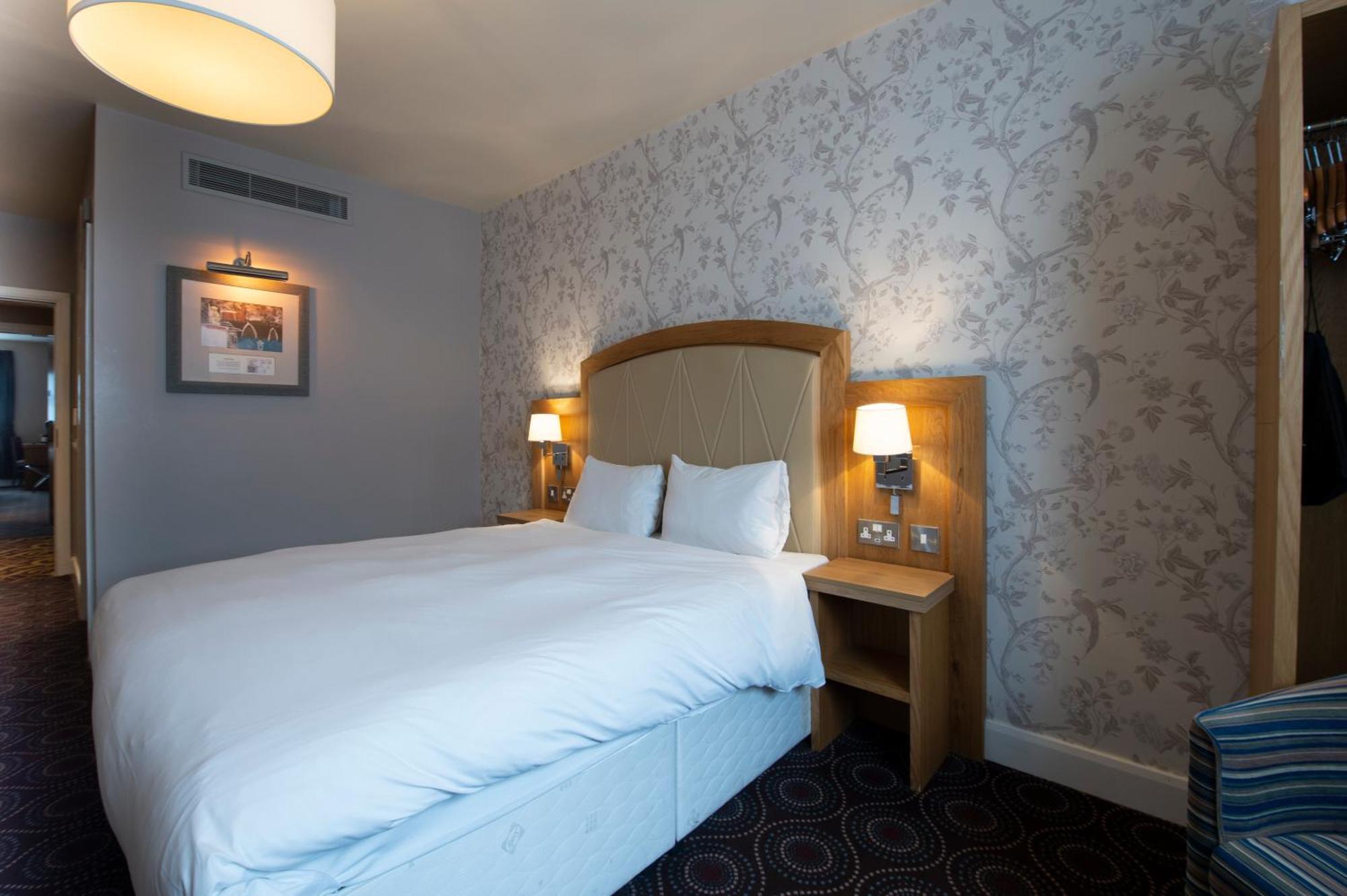 Sandford House Hotel Wetherspoon ฮันติงตัน ภายนอก รูปภาพ
